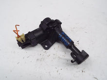 Load image into Gallery viewer, POWER WINDOW MOTOR Caravan Voyager 2001 01 02 03 04 05 - 13 Quarter Mount Right - MRK243425