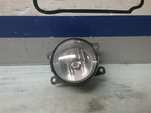 Load image into Gallery viewer, FOG LAMP LIGHT Frontier Pathfinder Sentra 05-12 Bumper Mounted - CTL243555