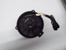 Load image into Gallery viewer, HEATER BLOWER MOTOR Geo Prizm 1993 93 1994 94 - 97 - MRK244431