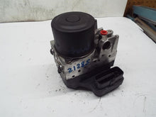 Load image into Gallery viewer, AIR CLEANER BOX Toyota Rav4 06 07 08 09 10 11 12 - MRK244665