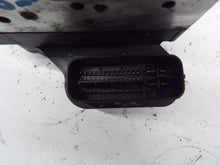Load image into Gallery viewer, AIR CLEANER BOX Toyota Rav4 06 07 08 09 10 11 12 - MRK244665