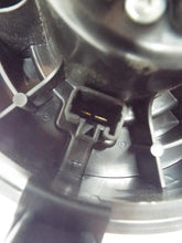 Load image into Gallery viewer, A/C Heater Blower Motor Nissan Juke 2013 - MRK246266