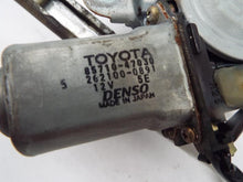 Load image into Gallery viewer, Front Window Regulator Prius 2001 01 2002 02 03 Right - MRK247890