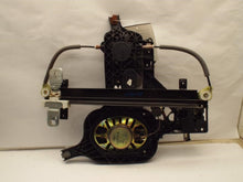 Load image into Gallery viewer, REAR WINDOW REGULATOR Expedition Navigator 2003 03 04 05 06 Right - MRK248367