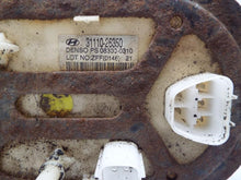 Load image into Gallery viewer, FUEL PUMP Hyundai Santa Fe 2003 03 2004 04 2005 05 2006 06 - MRK249862