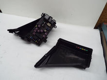 Load image into Gallery viewer, FUSE BOX Subaru Tribeca 2006 06 2007 07 2008 08 2009 09 - MRK250250