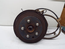 Load image into Gallery viewer, REAR HUB WITH SPINDLE Toyota Rav4 2006-2017 Right - MRK250320