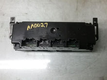 Load image into Gallery viewer, REAR TEMPERATURE CONTROLS Silverado 1500 Pickup Silverado 2500 10-11 - CTL251274