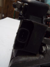 Load image into Gallery viewer, Alternator Chevrolet Cruze 2012 - MRK251777