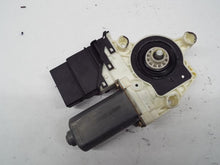 Load image into Gallery viewer, Power Window Motor Volkswagen Jetta 2000 - MRK251880
