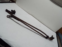Load image into Gallery viewer, Windshield Wiper Transmission Buick Riviera 1990 - MRK252504
