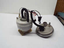 Load image into Gallery viewer, Fuel Pump BMW 128i 328i 2007 07 2008 08 2009 09 2010 10 2011 11 2012 12 Right - MRK252559