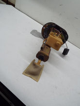 Load image into Gallery viewer, Fuel Pump Subaru Impreza Forester 1999 99 2000 00 2001 01 2002 02 - MRK253671