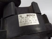 Load image into Gallery viewer, Air Injection Pump Smog Chrysler Crossfire 2007 - MRK254863