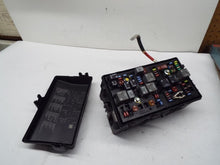 Load image into Gallery viewer, Fuse Box Chevrolet Cruze 2012 - MRK255312