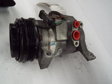 Load image into Gallery viewer, AC Compressor SUBURBAN 1500 2003 - MRK255601