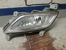 Load image into Gallery viewer, FOG LAMP LIGHT Veloster 12 13 14 15 16 17 Bumper Mounted Left - CTL260571