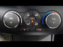 Load image into Gallery viewer, TEMPERATURE CONTROLS Altima 2010 10 2011 11 2012 12 2013 13 - CTL267609