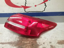 Load image into Gallery viewer, OUTER TAIL LIGHT LAMP Focus 2015 15 2016 16 2017 17 2018 18 Right - CTL289275