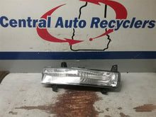 Load image into Gallery viewer, TURN SIGNAL LIGHT LAMP Compass 17 18 19 20 Bumper Mounted Right - CTL291069