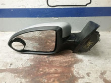 Load image into Gallery viewer, SIDE VIEW DOOR MIRROR Nissan Versa 15 16 17 18 19 Right - CTL298239
