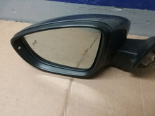 Load image into Gallery viewer, SIDE VIEW DOOR MIRROR Volkswagen Passat 16 17 18 19 20 Left - CTL298686