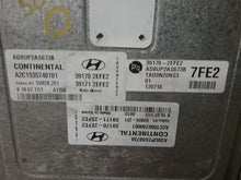 Load image into Gallery viewer, ECU ECM COMPUTER Hyundai Elantra 2017 17 2018 18 - CTL307217