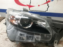 Load image into Gallery viewer, HEADLIGHT LAMP ASSEMBLY - CTL307861