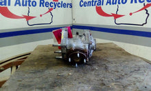 Load image into Gallery viewer, TRANSFER CASE Toyota Rav4 06 07 08 09 10 11 12 - CTL310155