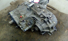 Load image into Gallery viewer, TRANSFER CASE Silverado 2500 Pickup Sierra 2500 Pickup 03-06 - CTL325830