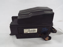 Load image into Gallery viewer, Fuse Box Kia Sorento 2007 - MRK333474