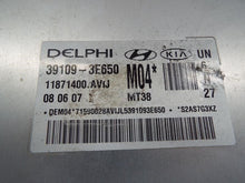 Load image into Gallery viewer, ECU ECM Computer Kia Rondo 2008 - MRK336347