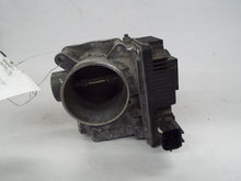 Load image into Gallery viewer, THROTTLE BODY Nissan Sentra 2003 03 2004 04 05 06 - MRK336427