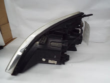 Load image into Gallery viewer, Headlight Lamp Assembly Kia Sedona 2008 - MRK348776