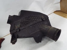 Load image into Gallery viewer, AIR CLEANER BOX Honda Accord 2003 03 2004 04 - MRK365978