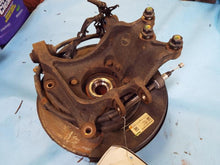Load image into Gallery viewer, Rear Hub With Spindle Kia Sorento 2017 - MRK369134