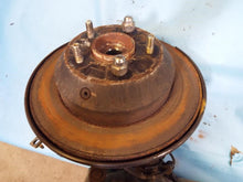 Load image into Gallery viewer, Rear Hub With Spindle Kia Sorento 2017 - MRK369135