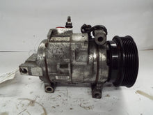 Load image into Gallery viewer, AC Compressor Dodge Magnum 2006 - MRK369342