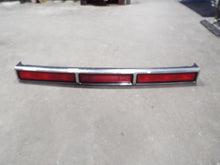 Load image into Gallery viewer, Tail Lamp Light LINCOLN & TOWN CAR 1997 - MRK372774