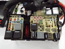 Load image into Gallery viewer, Fuse Box Ford Focus 2014 - MRK372828