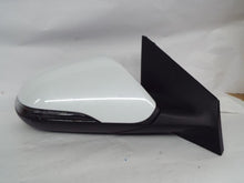 Load image into Gallery viewer, Side View Door Mirror Hyundai Sonata 2018 - MRK373117