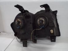 Load image into Gallery viewer, HEADLIGHT LAMP ASSEMBLY Jeep Grand Cherokee 05 06 07 Left - MRK373884