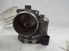 Load image into Gallery viewer, THROTTLE BODY AUDI A4 PASSAT 00 01 02 03 - 05 1.8 TURBO - MRK375821
