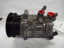 Load image into Gallery viewer, AC Compressor Volkswagen Jetta 2010 - MRK376285