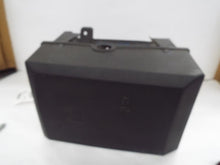 Load image into Gallery viewer, Fuse Box SILVERADO 1500 PICKUP 2013 - MRK377196