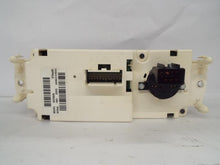 Load image into Gallery viewer, REAR TEMPERATURE CONTROLS Avalanche 1500 Avalanche 2500 05-07 - MRK378470