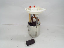 Load image into Gallery viewer, Fuel Pump Volkswagen Jetta Golf Rabbit 2006 06 2007 07 2008 08 09 10 11 - MRK378473