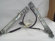 Load image into Gallery viewer, FRONT WINDOW REGULATOR Patriot 2007 07 2008 08 2009 09 2010 10 11 12 Right - MRK380841
