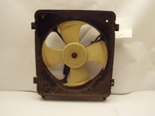 Load image into Gallery viewer, CONDENSER FAN ASSEMBLY HONDA CIVIC 99 00 - MRK381908