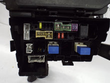 Load image into Gallery viewer, FUSE BOX Nissan Sentra 07 08 09 10 11 12 - MRK390633